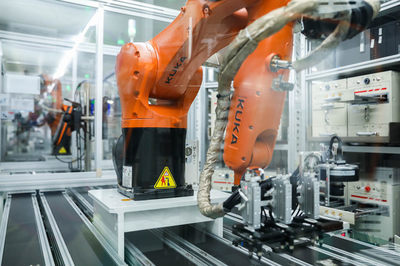 iQOO手機(jī)量產(chǎn)背后的故事 vivo生產(chǎn)線魔鬼測試與99.95%直通率的品質(zhì)保障